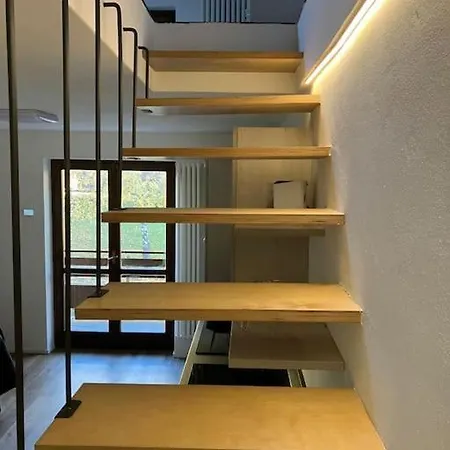 L'escalier Apartment